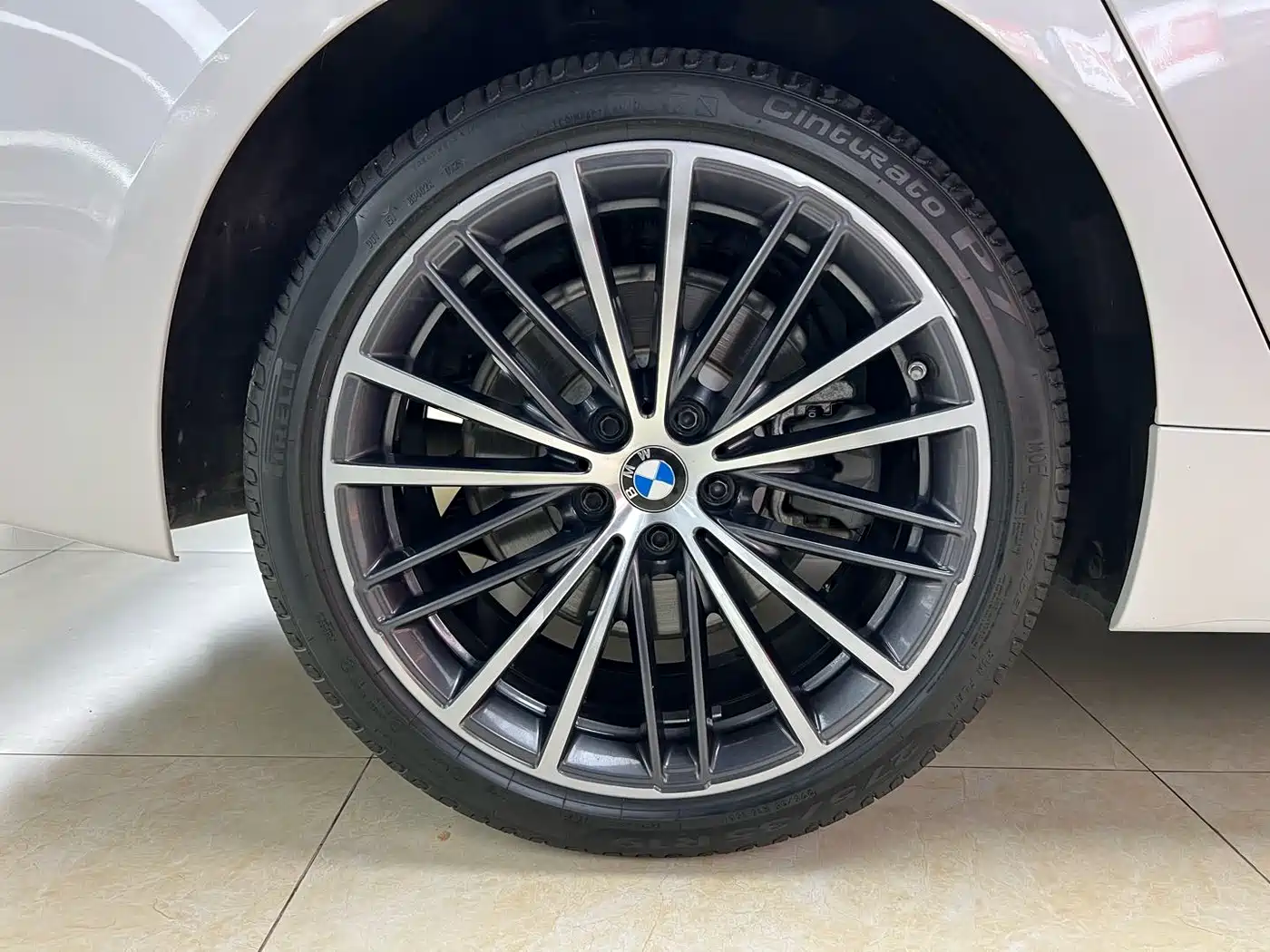 BMW 5 Series 2022 Facelift 530Li Leading M Sport Package фото 28