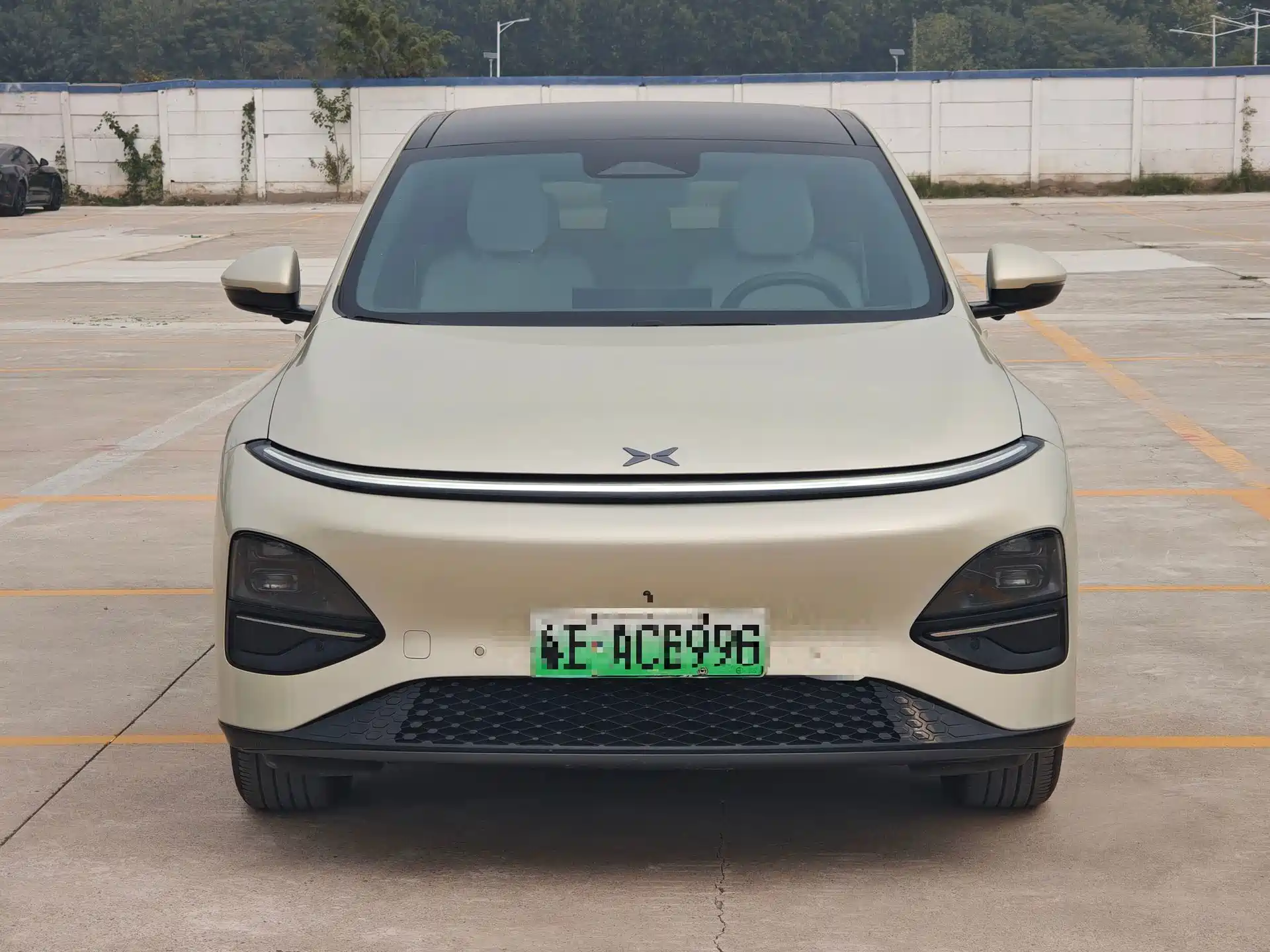Photo 2 - XPeng G6