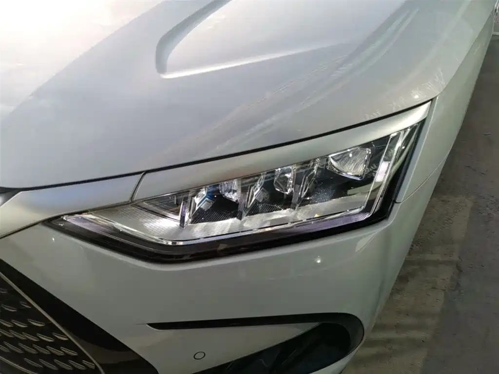 BYD Han 2024 Model DM-i Glory Edition 121KM Premium Type фото 24