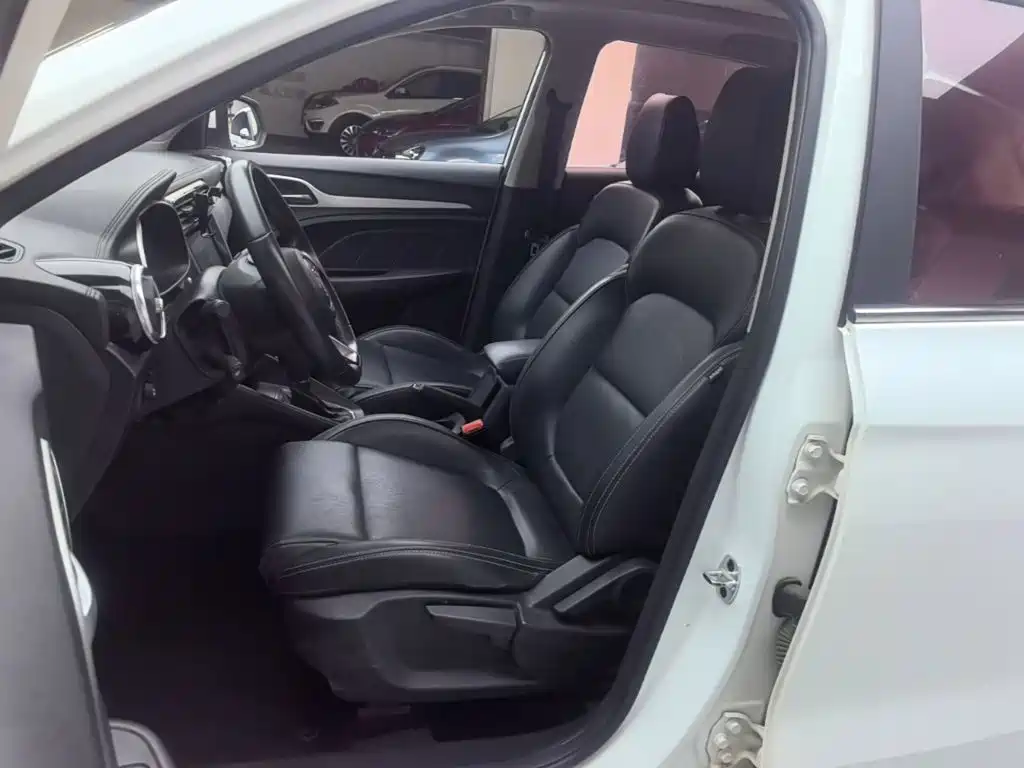 MG ZS 2018 2017 1.5L Automatic Luxury Edition
