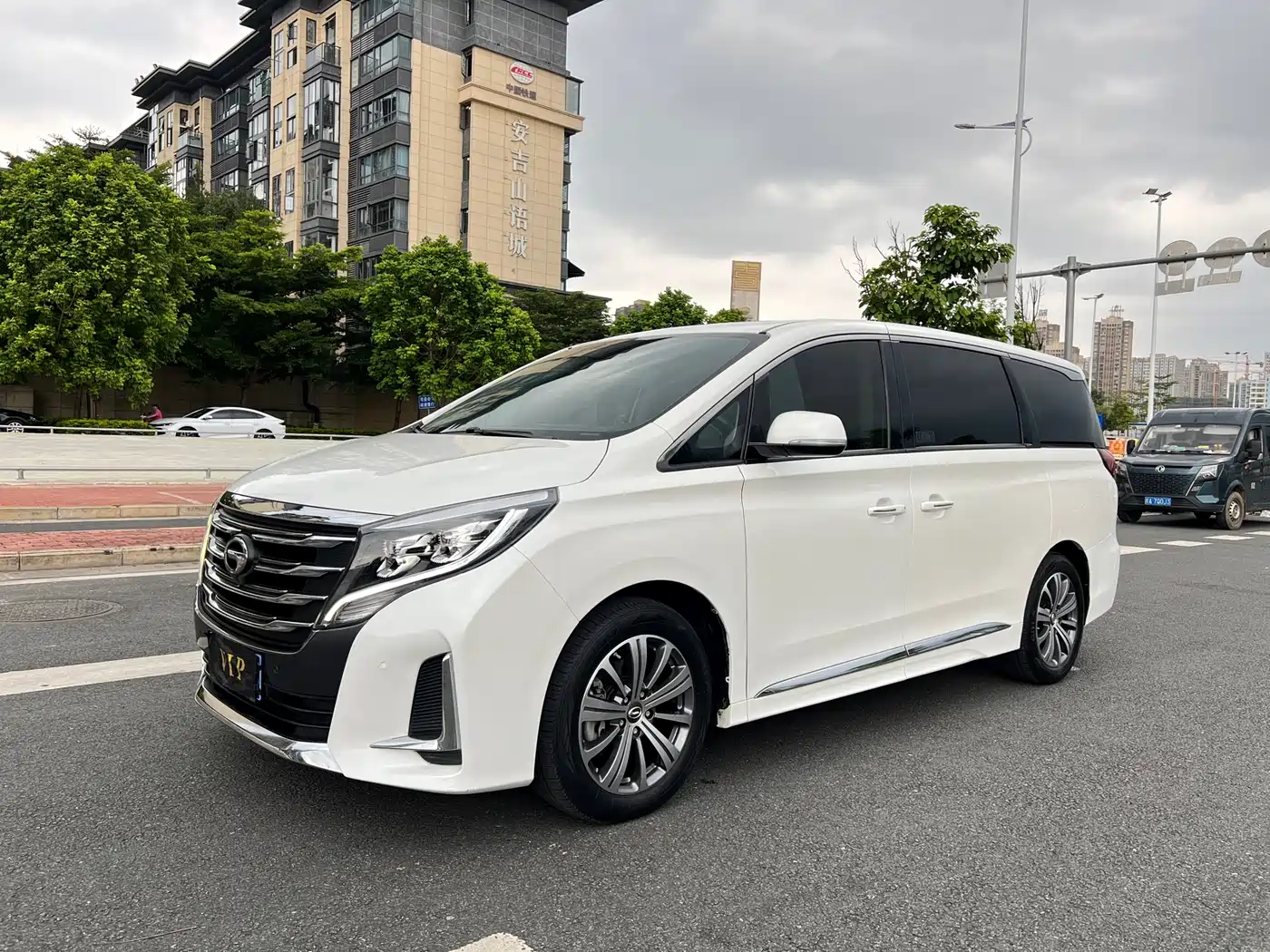 GAC Trumpchi Trumpchi M8 2020 Pilot 390T Prestige Edition