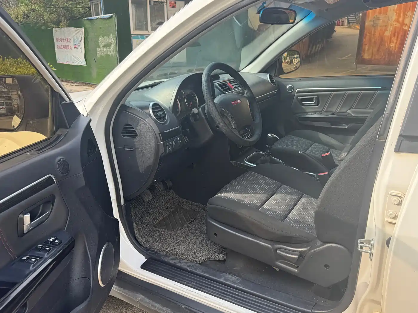 Haval H5 Classic 2015 2.0T Diesel Manual 2WD Aspiring фото 13
