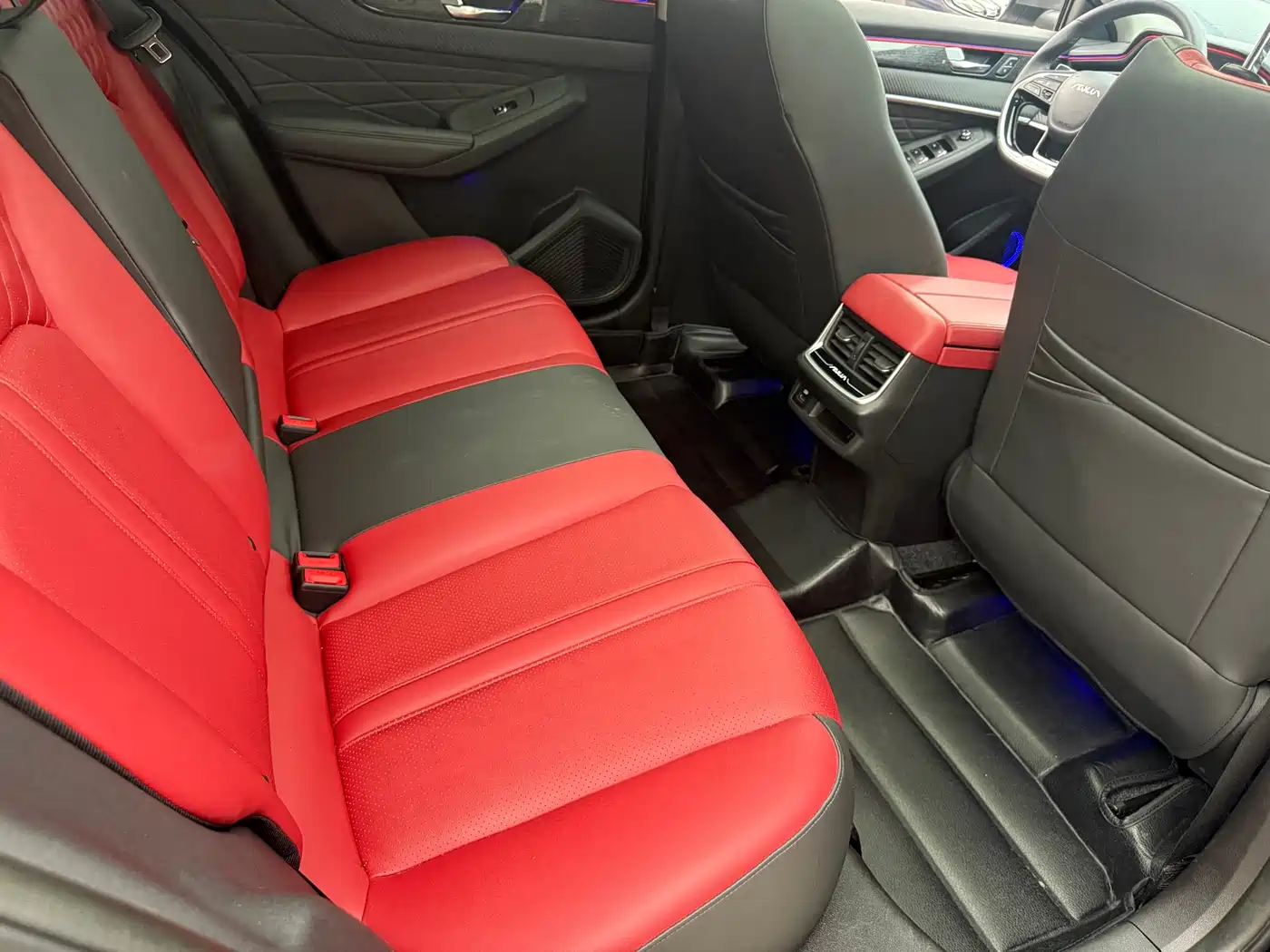 Dongfeng Aeolus Yixuan MAX 2021 2021 1.5T Trendy Dad Edition