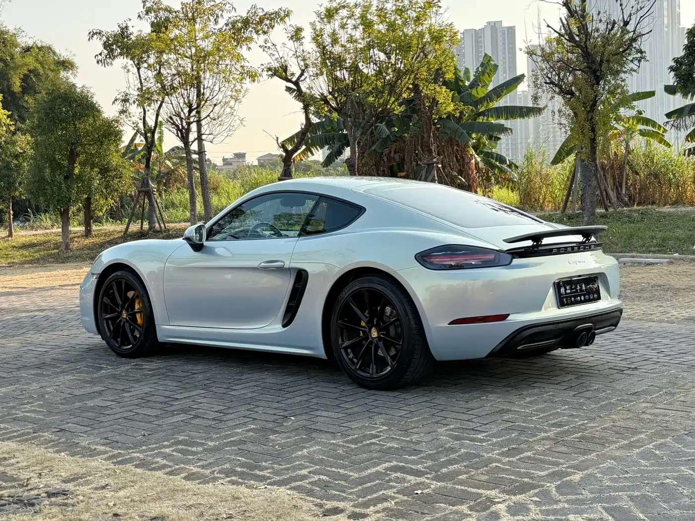 Porsche 718 2016 Cayman 2.0T фото 16