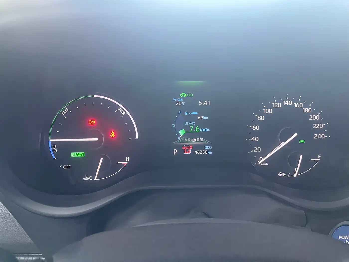Toyota Sienna 2023 2.5L Hybrid Premium Edition фото 17