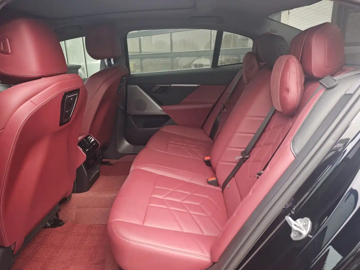 BMW i5 2024 2024 eDrive 35L M Sport Package