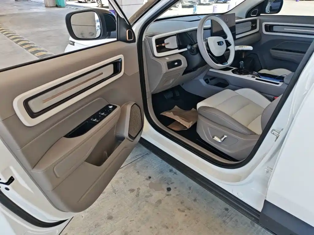 Geely ICON 2025 2026 Chocolate 1.5TD Delicate Edition