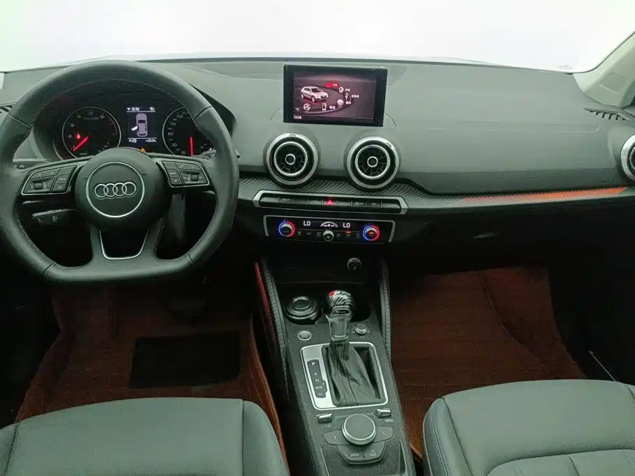 Audi Q2L 2025 2023 35TFSI Fashion Sport
