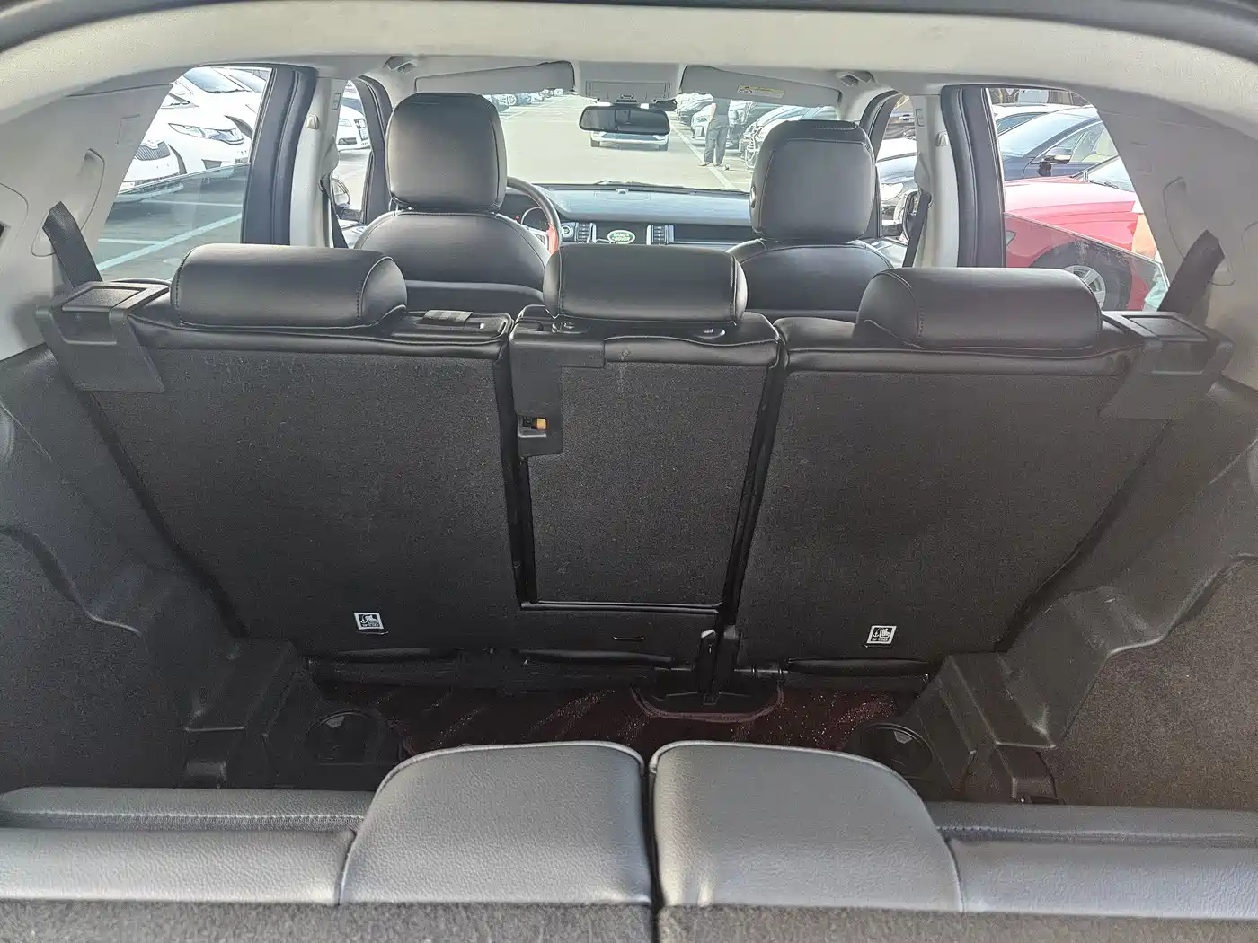 Land Rover Discovery Sport 2016 2.0T HSE фото 18