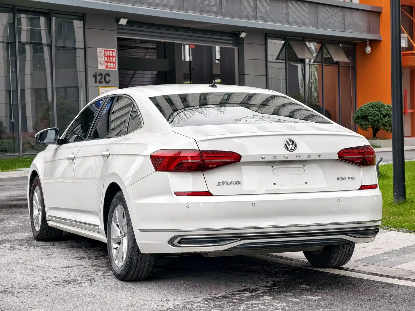 Volkswagen Passat 2019 Model 280TSI Business Edition China VI фото 3