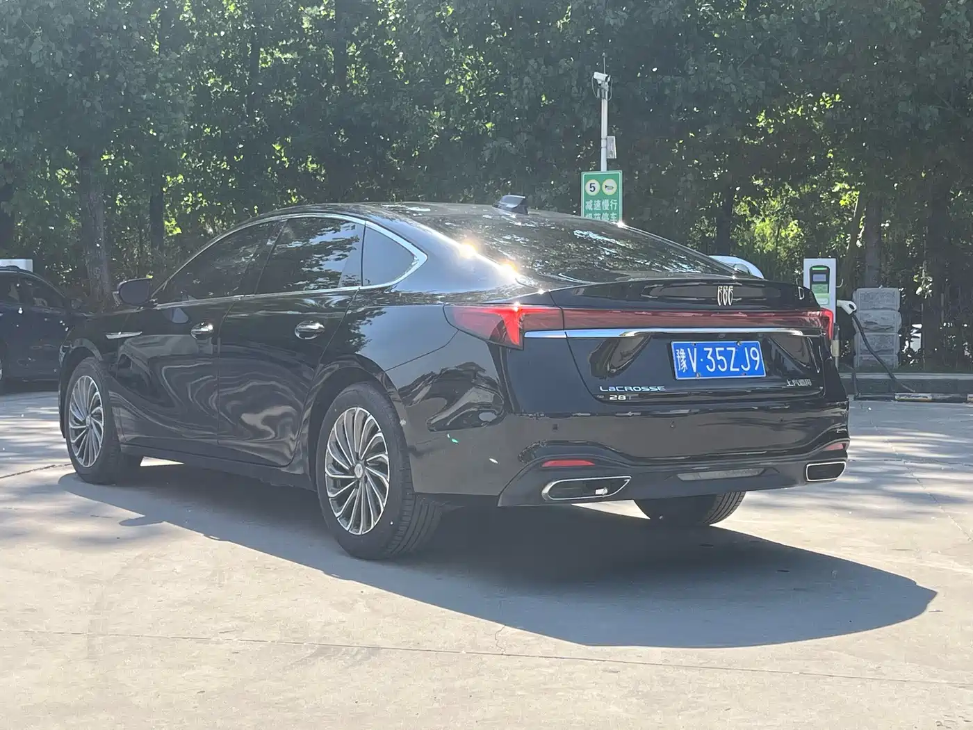 Buick LaCrosse 2023 28T Premium Edition фото 8