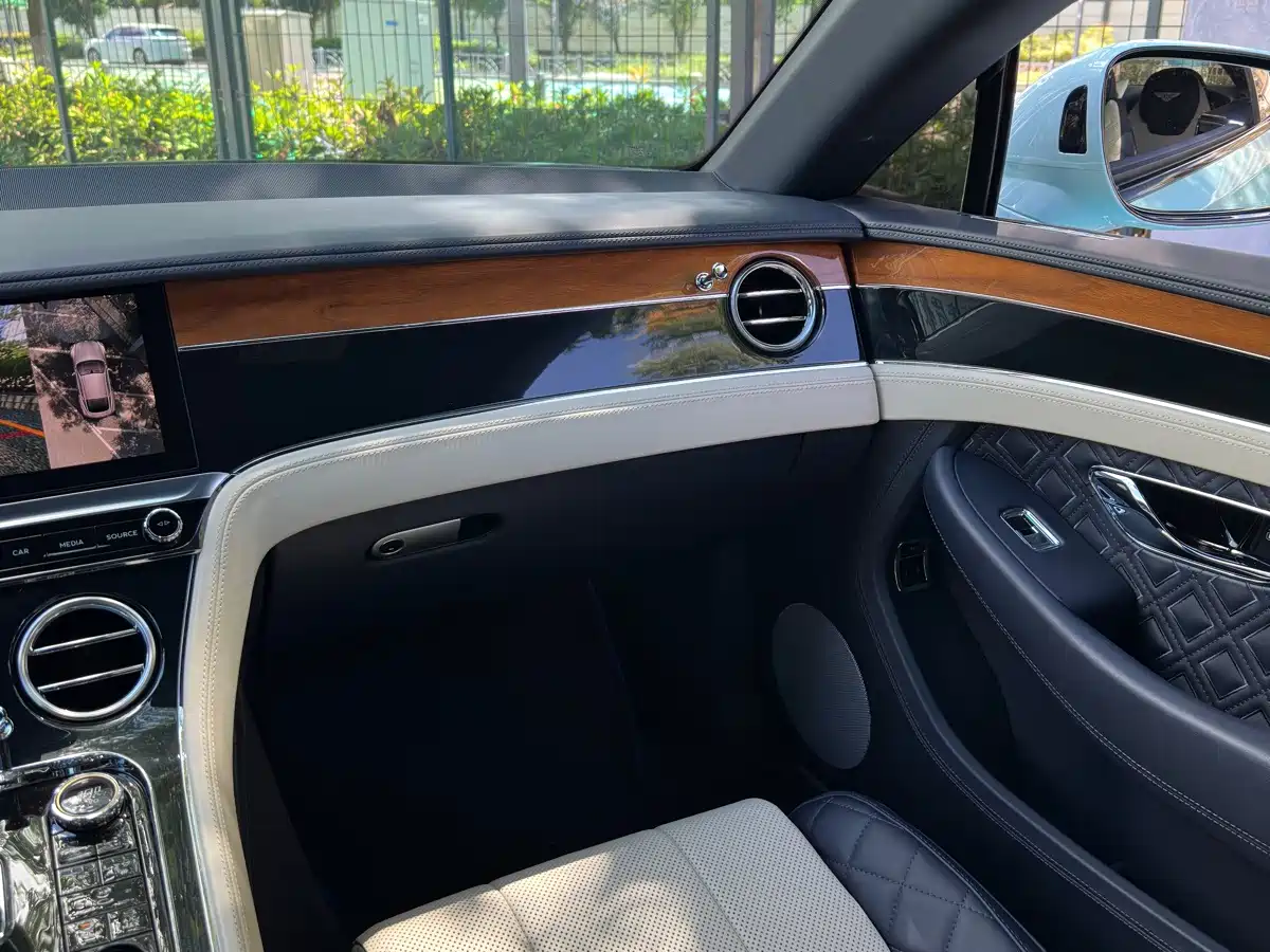 Bentley Continental 2020 2018 6.0T GT W12