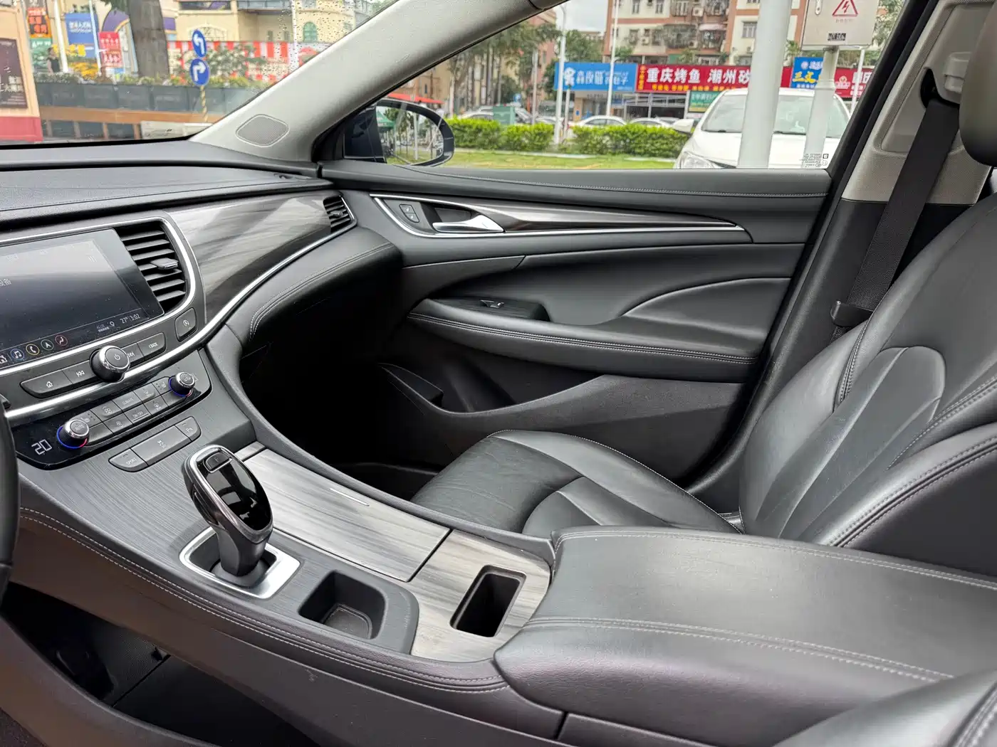 Buick LaCrosse 2020 652T Luxury фото 10