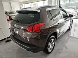 Фото 7 - Peugeot 2008