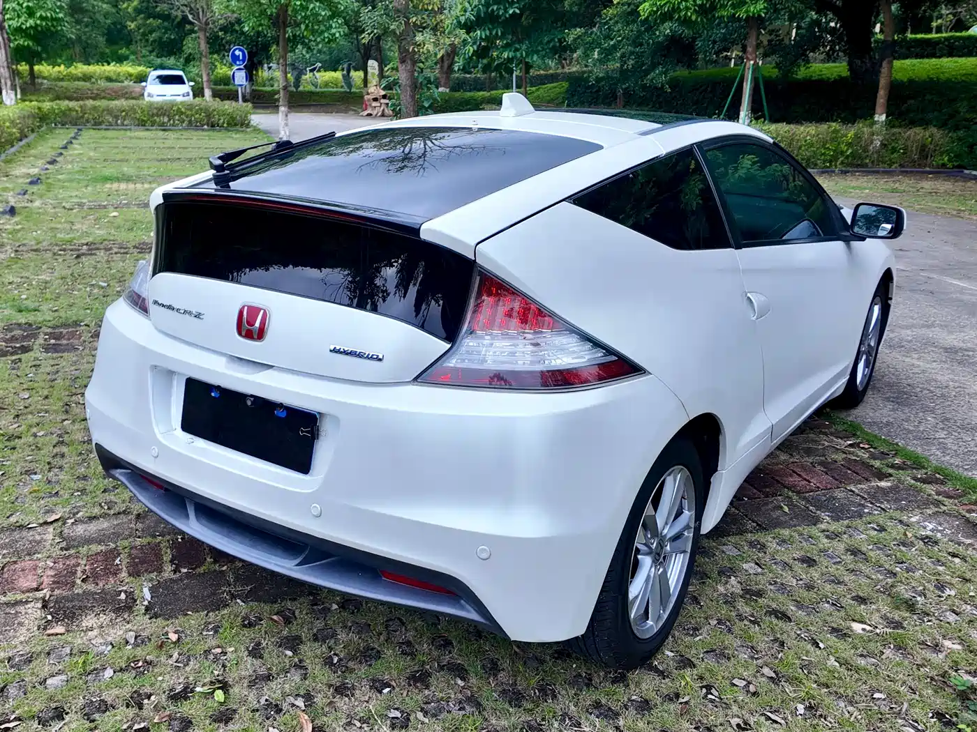 Honda CR-Z 2012 Hybrid фото 21