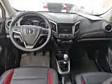 Фото 10 - Changan CS15