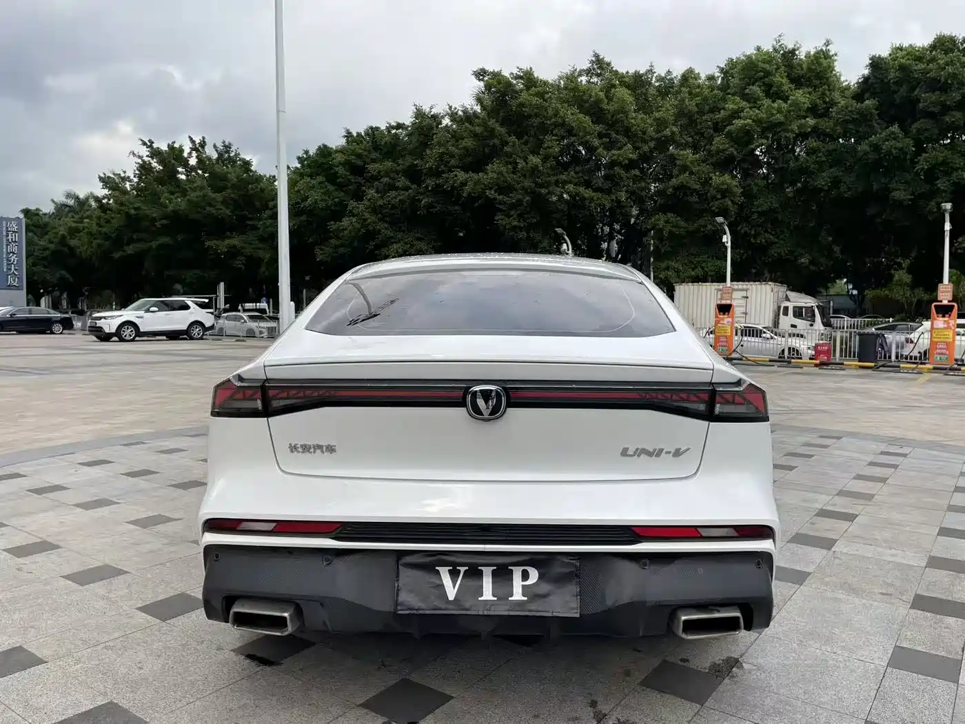 CHANGAN UNI-V