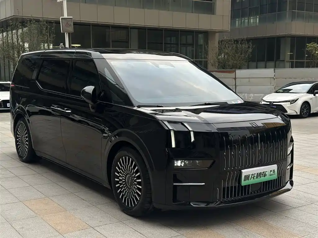 ZEEKR EXTREME KRYPTON 009