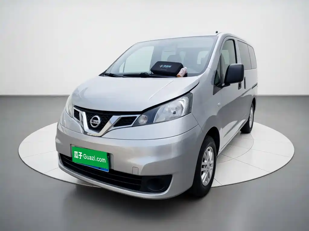 Nissan NV200 2014 2014 1.6L CVT Luxury (China IV)