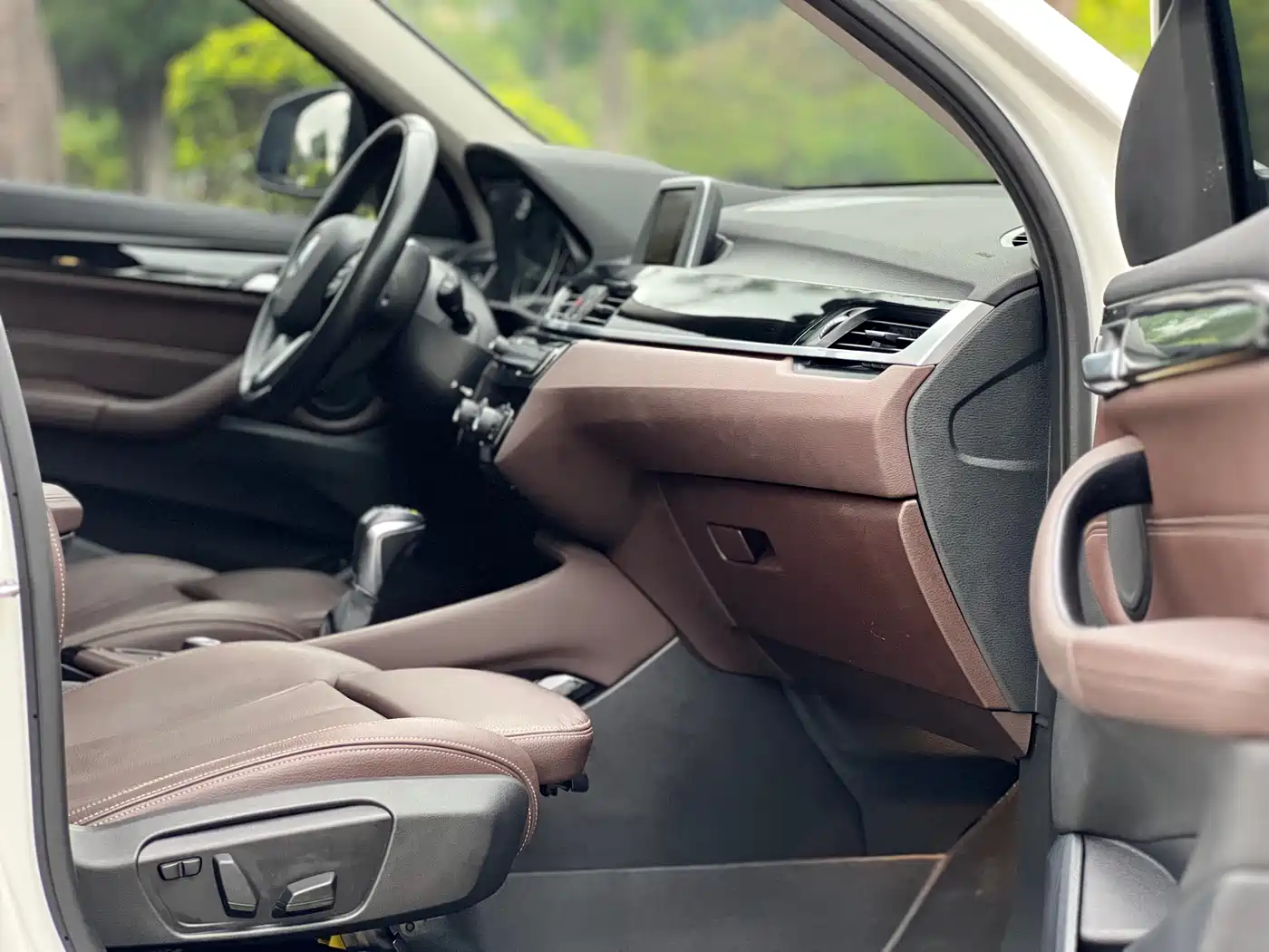 BMW X1 2018 sDrive18Li Premium Model фото 16