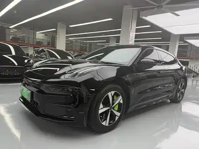 Zeekr 001