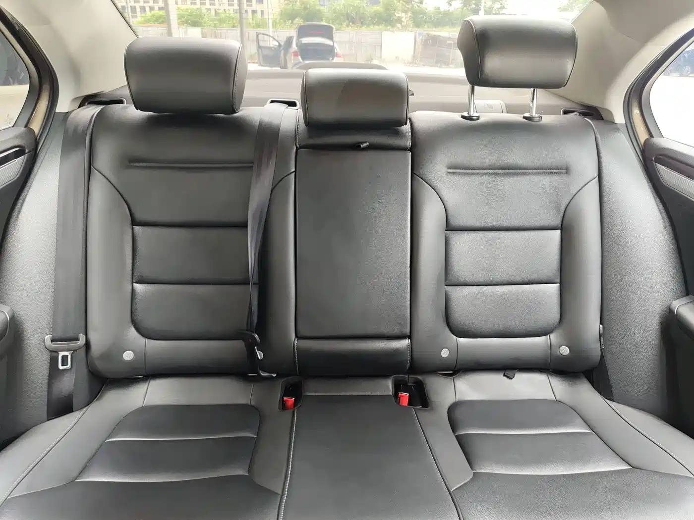 Volkswagen Sagitar 2017 1.6L Automatic Comfort фото 23