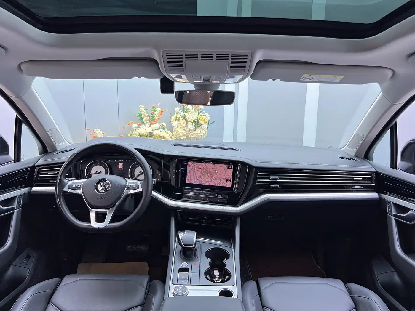 Volkswagen Touareg 2019 2.0TSI Pilot Edition China VI фото 6