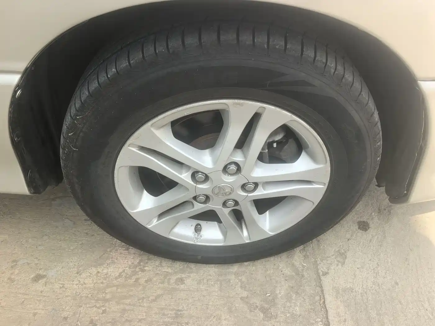 Toyota Previa 2004 2.4L AT фото 8