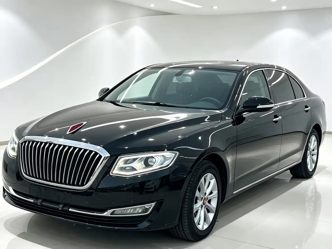 Hongqi H7 2017 2015 2.0T Luxury