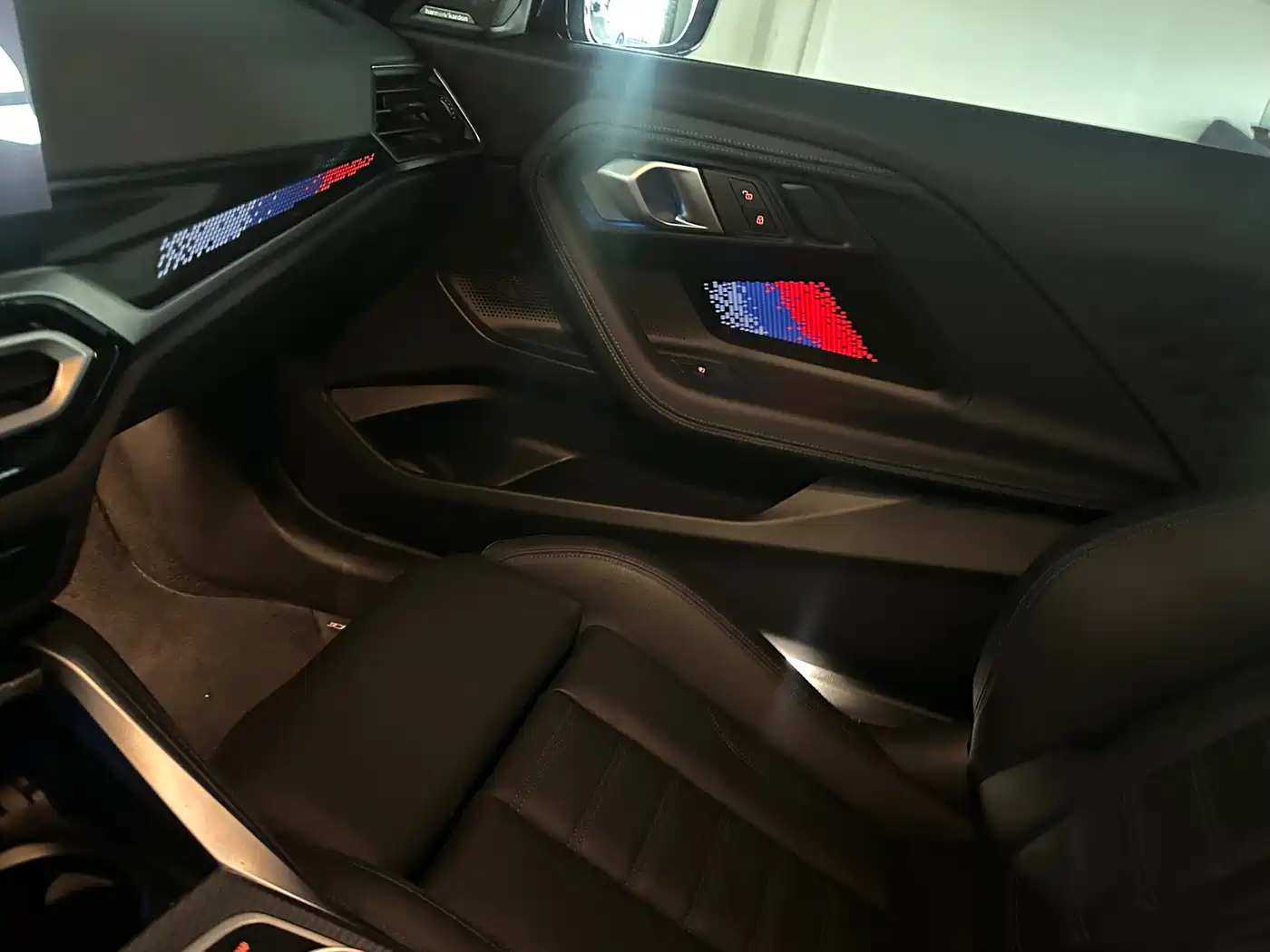 BMW M240i 2024 M240i фото 11