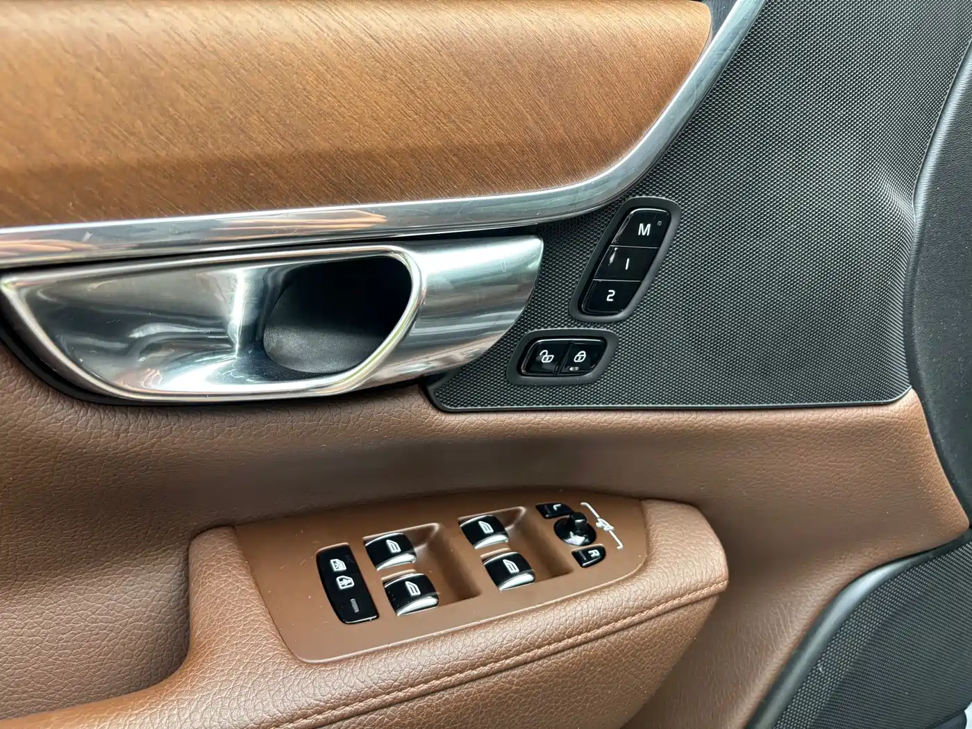 Фото 17 - Volvo S90