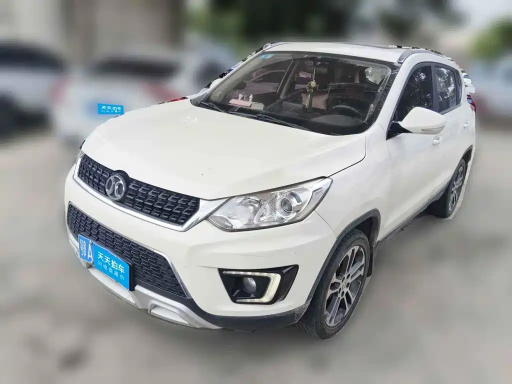 BAIC Senova X35 2017 2016 1.5L Automatic Luxury Edition