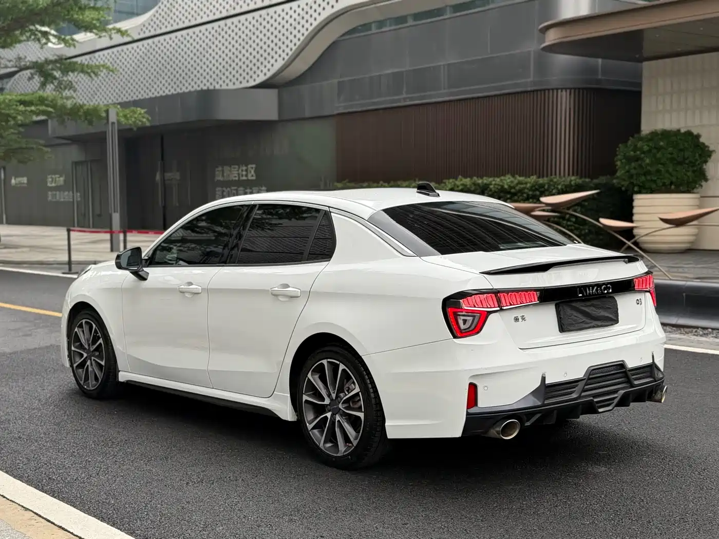 Lynk & Co 03 2019 1.5TD DCT Power Edition China VI фото 6