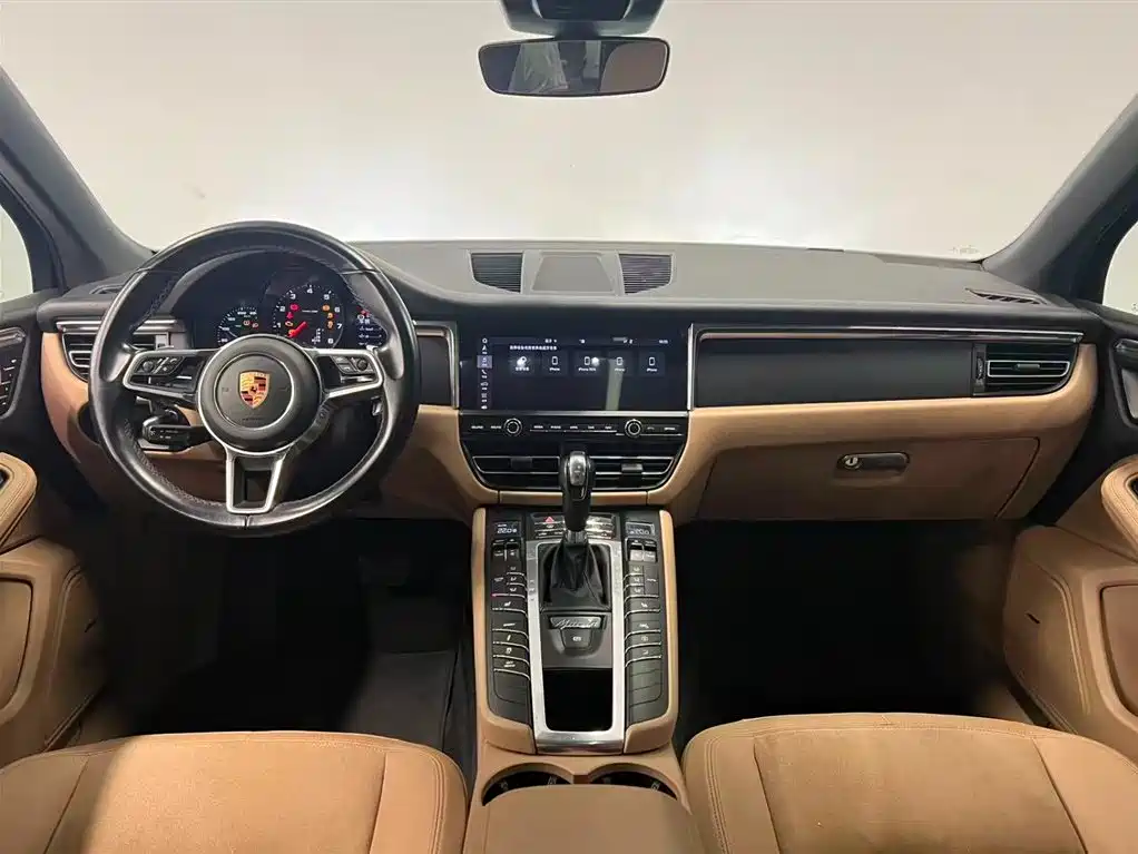 Porsche Macan 2018 Macan 2.0T фото 8