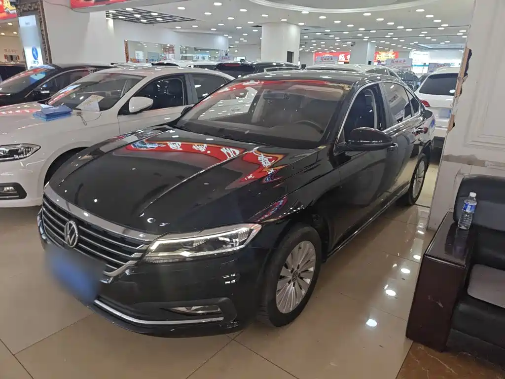 Фото 2 - Volkswagen Lavida