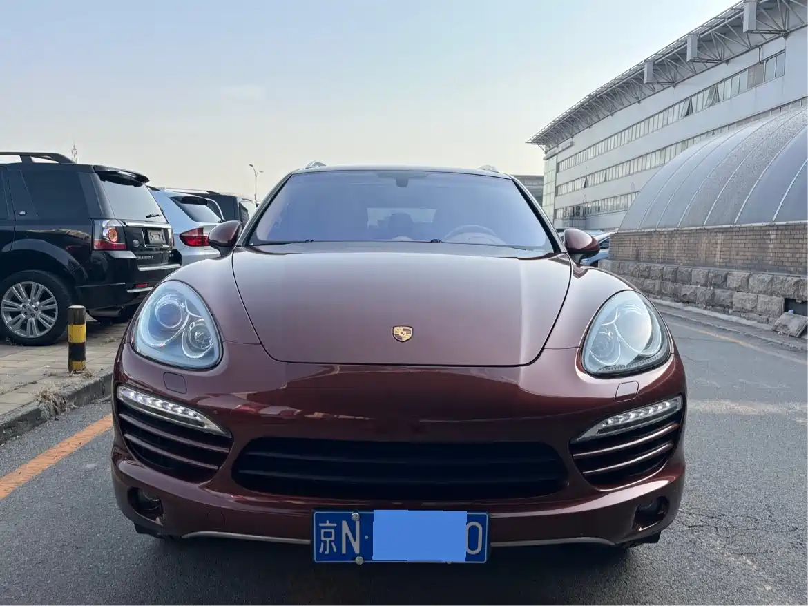 Porsche Cayenne 2011 Cayenne 3.0T фото 2