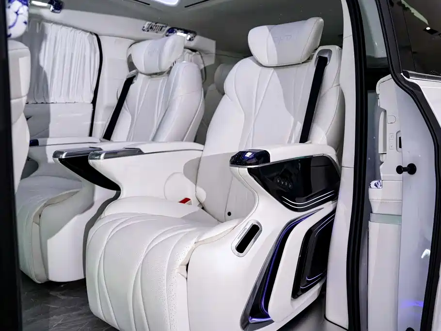 Фото 20 - Buick GL8