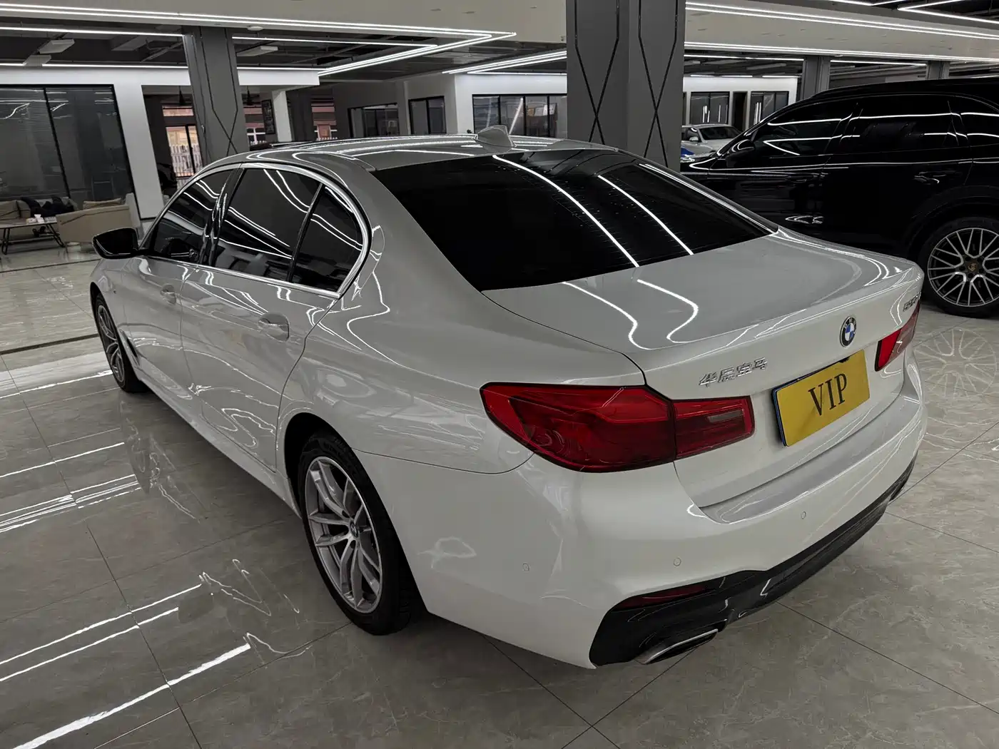 BMW 5 Series 2020 525Li M Sport Package фото 14