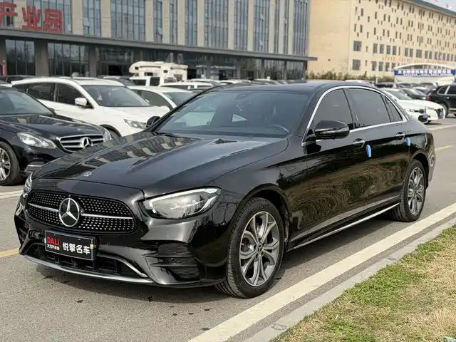 MERCEDES-BENZ E CLASS