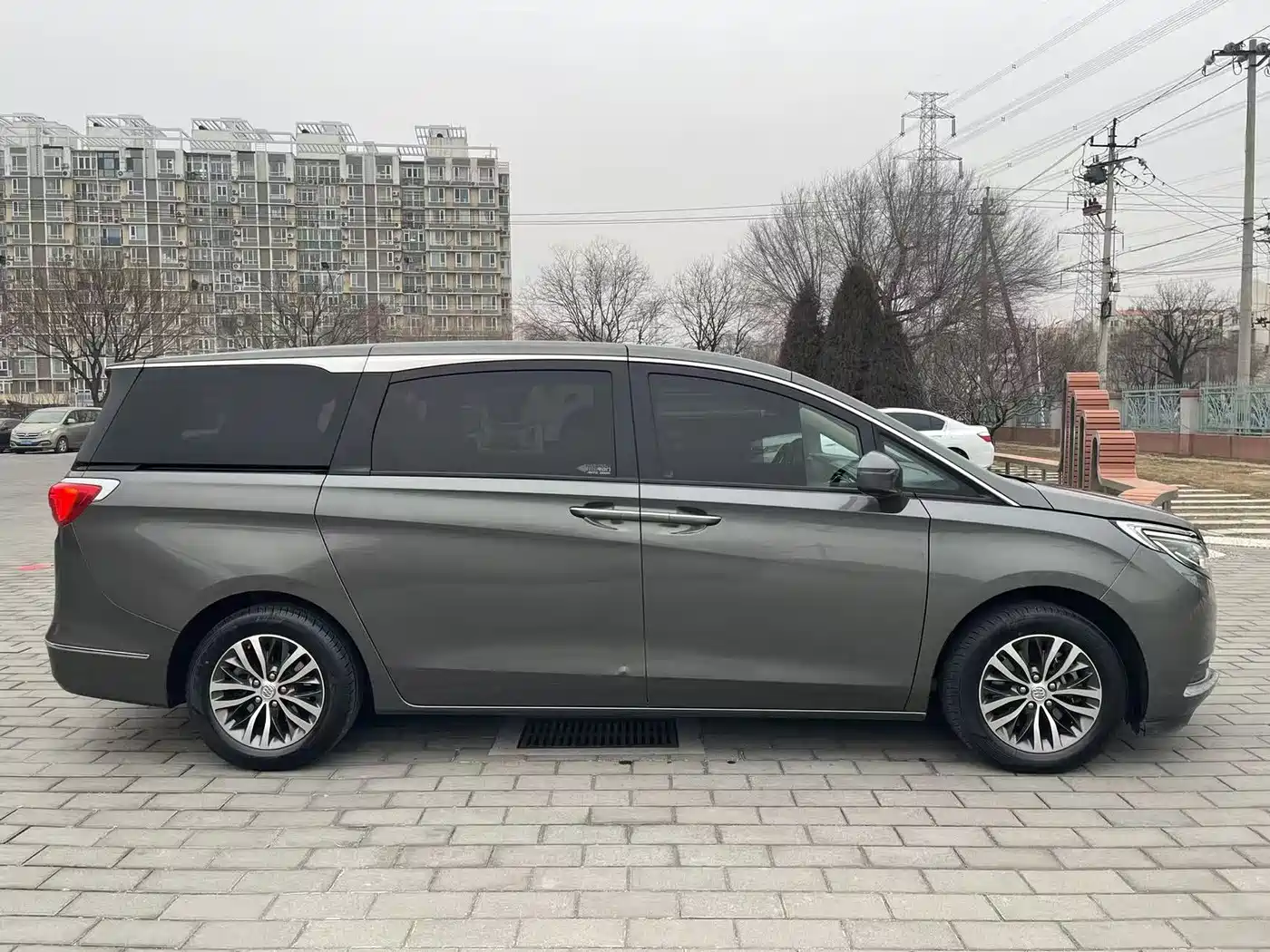 Buick GL8 2017 ES 28T Luxury China V фото 4