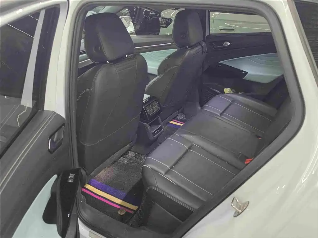 Photo 4 - Volkswagen ID.4 X