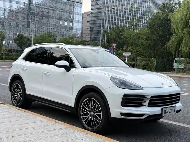 Porsche Cayenne 2019 Cayenne 3.0T — фото 3
