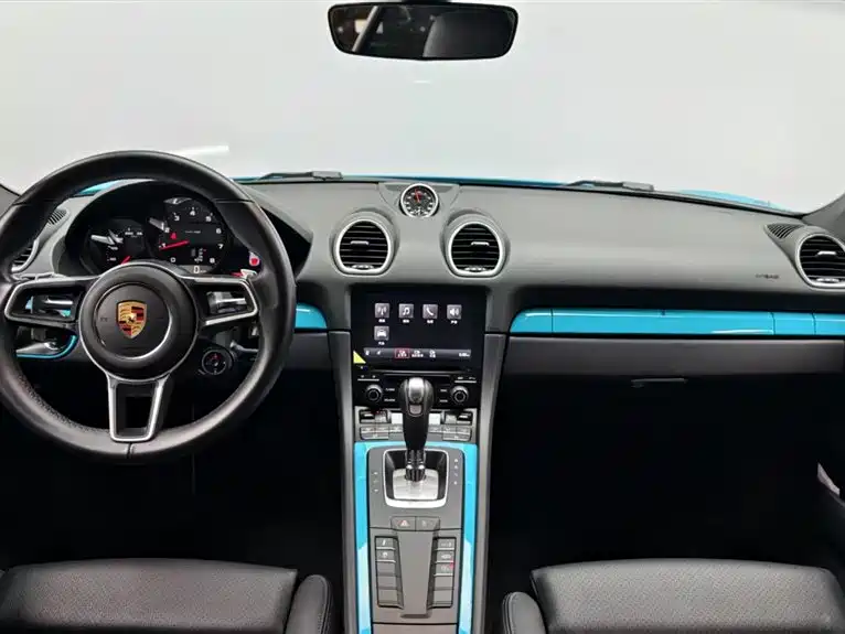 Porsche 718 2018 Cayman 2.0T фото 9