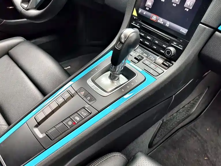 Porsche 718 2018 Cayman 2.0T фото 13