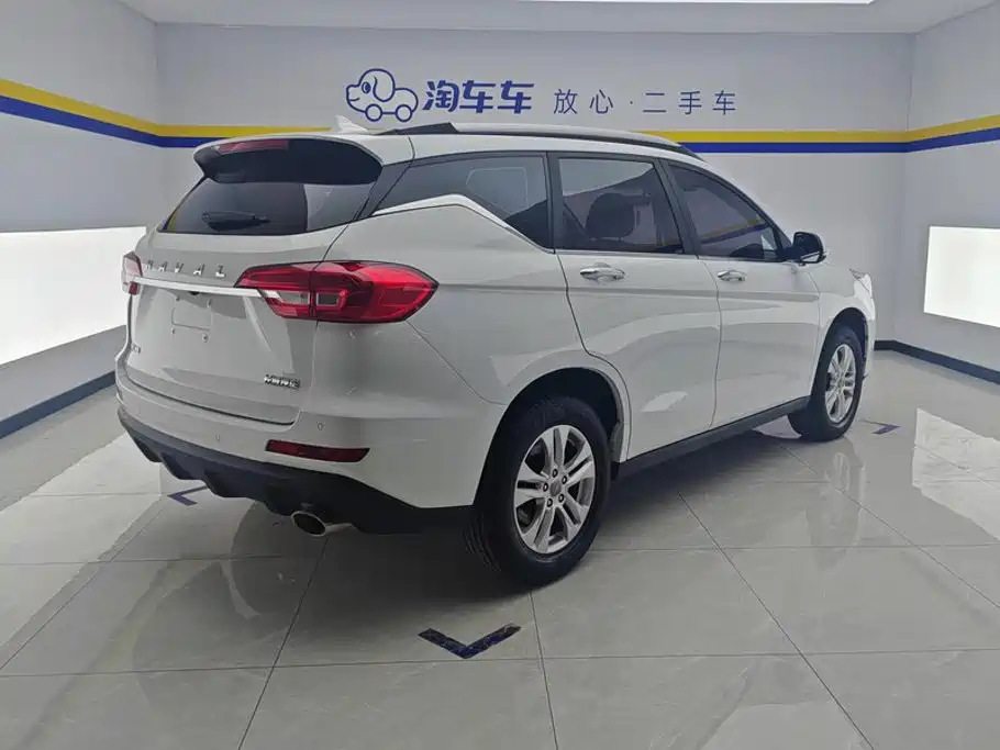 Фото 3 - Haval M6