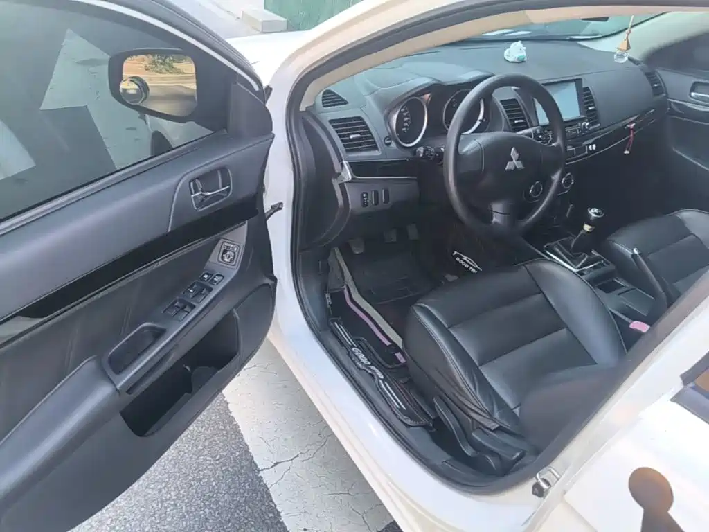 Mitsubishi Lancer EX 2014 2013 Trend 1.6L Manual Luxury