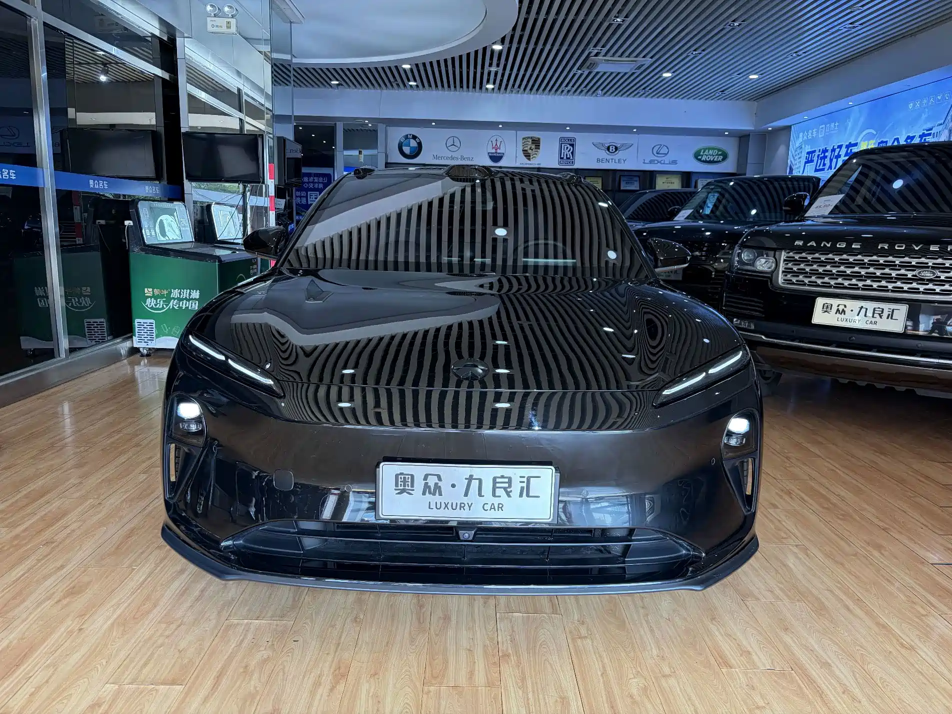 Фото 2 - NIO ET5T