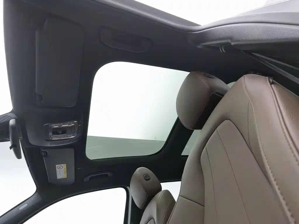 Mercedes-Benz GLB, миниатюра 14