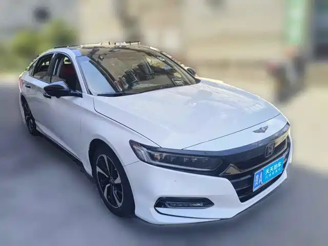 Honda Accord 2018 260TURBO Elite Edition China V — фото 3