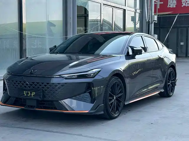 Changan UNI-V 2024